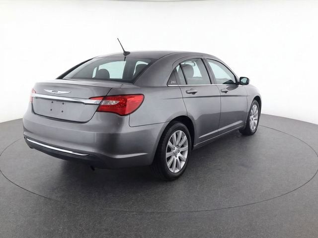 2013 Chrysler 200 Touring