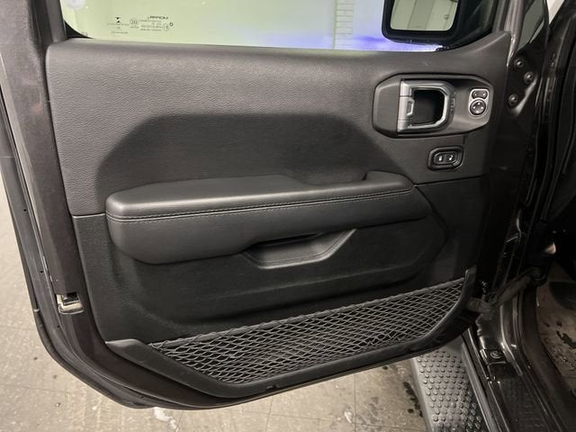 2021 Jeep Wrangler Unlimited Sahara Altitude 4x4