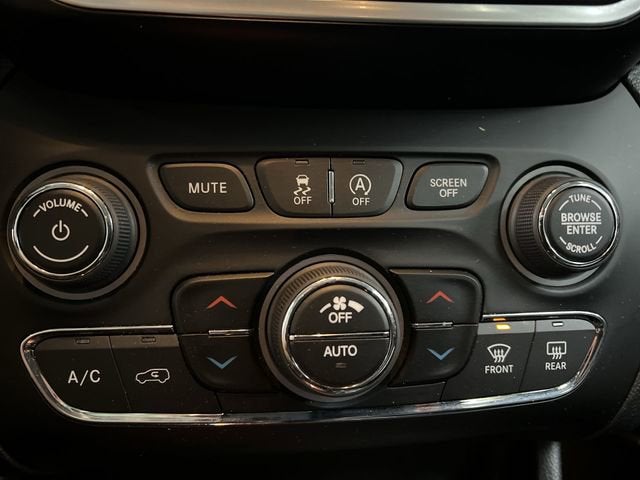 2022 Jeep Cherokee Latitude Lux FWD