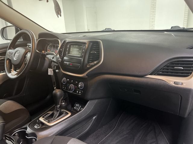 2018 Jeep Cherokee Latitude