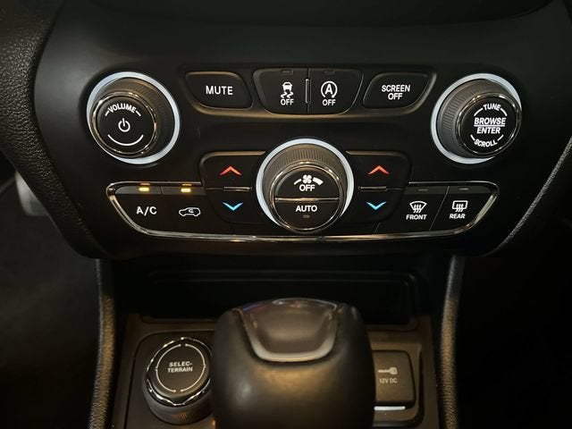2022 Jeep Cherokee Latitude Lux 4x4