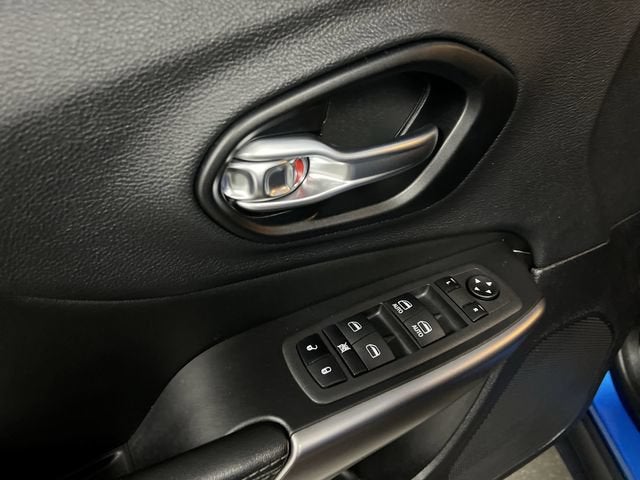 2022 Jeep Cherokee Latitude Lux 4x4