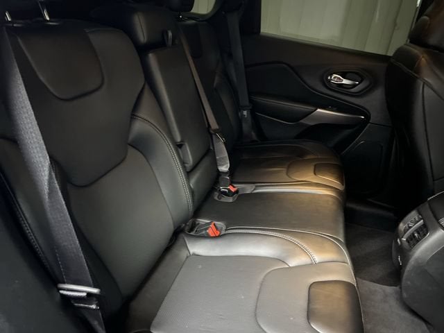 2022 Jeep Cherokee Latitude Lux 4x4