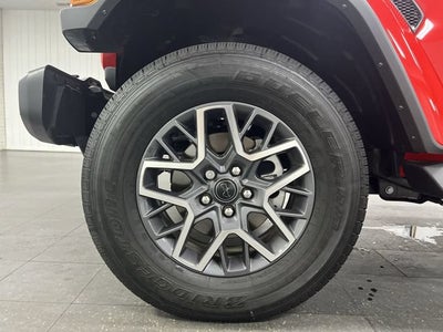 2025 Jeep Wrangler 4-Door Sahara 4x4