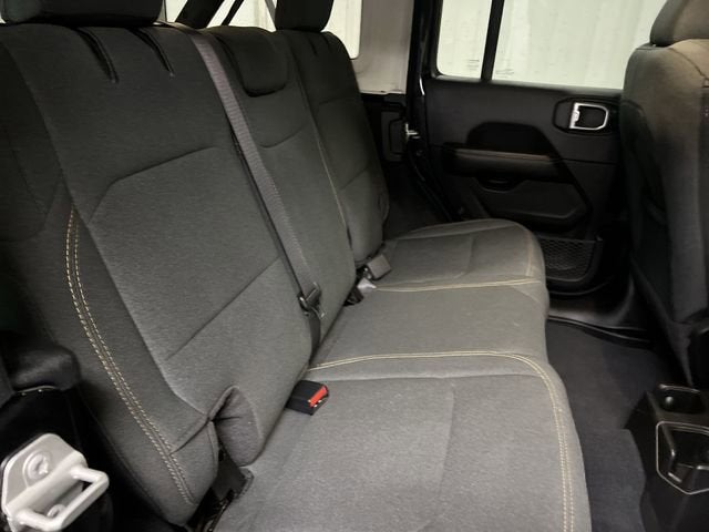 2024 Jeep Wrangler 4-Door Sahara 4x4