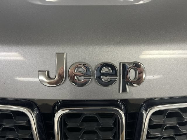 2018 Jeep Grand Cherokee Laredo E 4x4