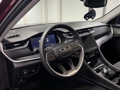 2023 Jeep Grand Cherokee Laredo