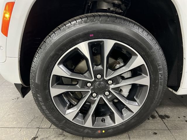 2023 Jeep Grand Cherokee Overland 4x4