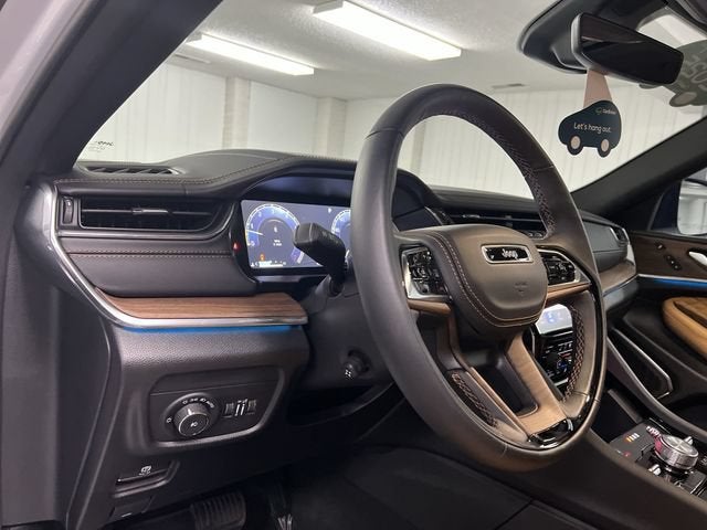 2025 Jeep Grand Cherokee Summit - Photo 10