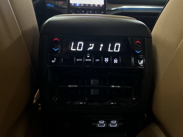 2025 Jeep Grand Cherokee Summit - Photo 22