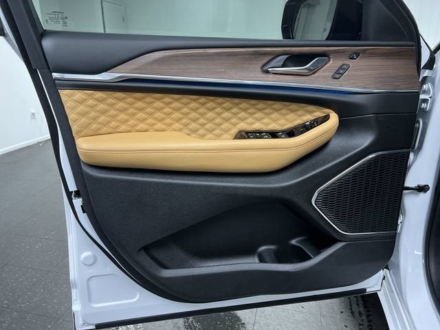 2025 Jeep Grand Cherokee Summit - Photo 23