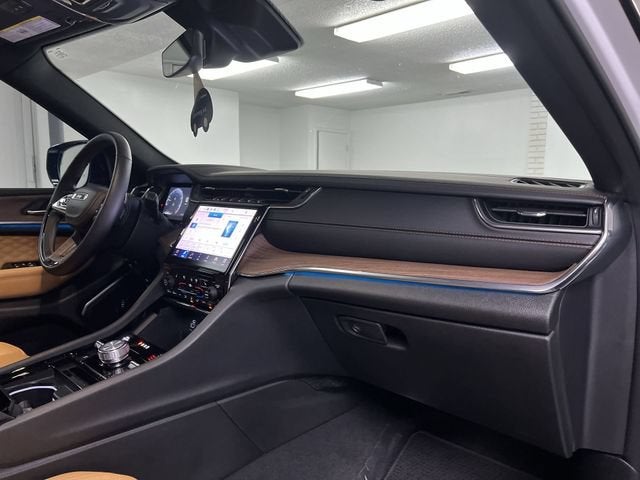 2025 Jeep Grand Cherokee Summit - Photo 29