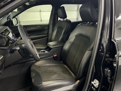 2025 Jeep Grand Cherokee L Altitude X 4x4