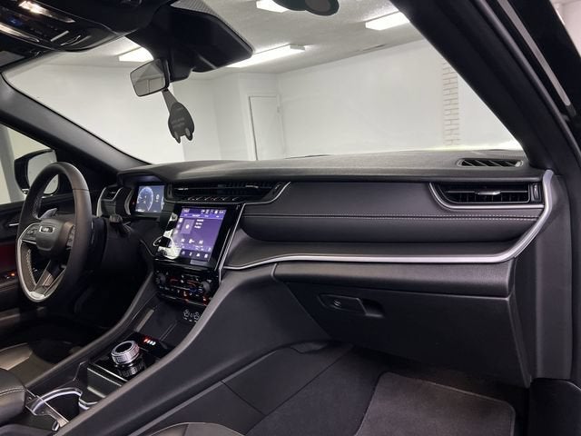 2025 Jeep Grand Cherokee L Altitude X 4x4