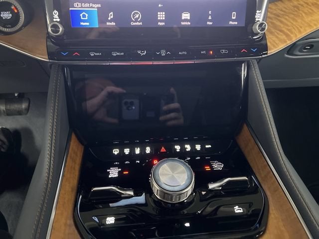 2022 Jeep Grand Wagoneer Series II 4x4