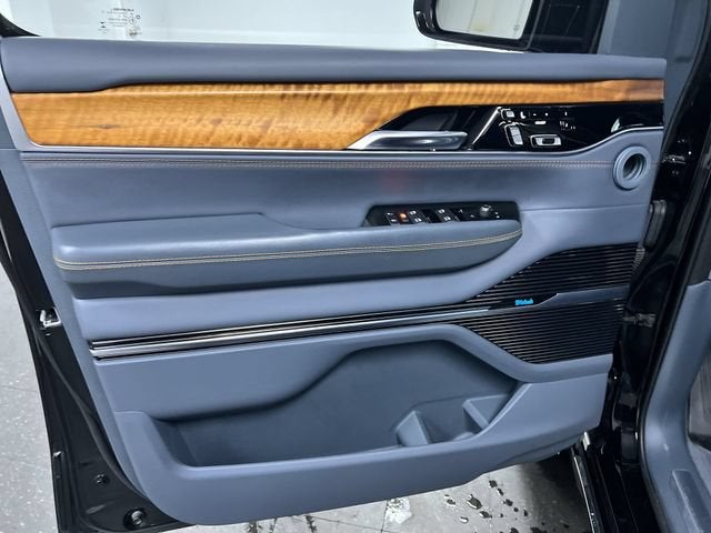 2022 Jeep Grand Wagoneer Series II 4x4