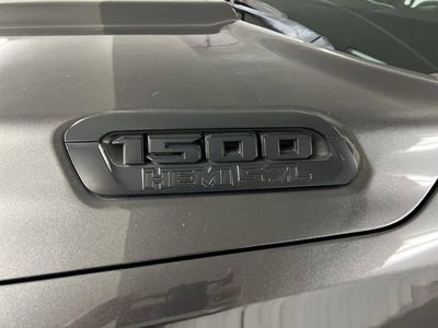 2020 RAM 1500 Big Horn Crew Cab 4x4 5'7" Box
