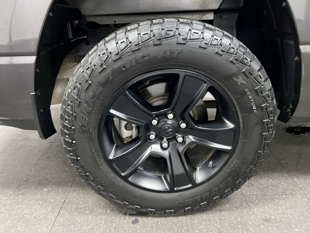 2020 RAM 1500 Big Horn Crew Cab 4x4 5'7" Box