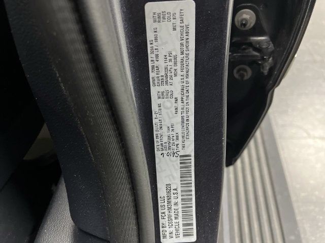 2021 RAM 1500 Limited Crew Cab 4x4 5'7" Box