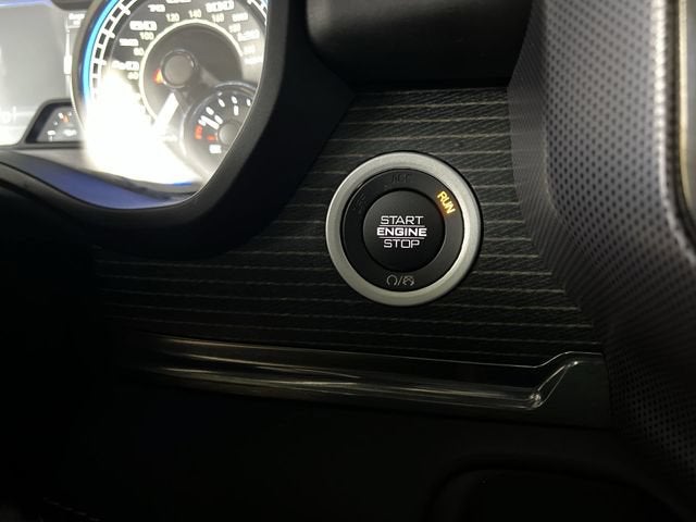 2021 RAM 1500 Limited Crew Cab 4x4 5'7" Box