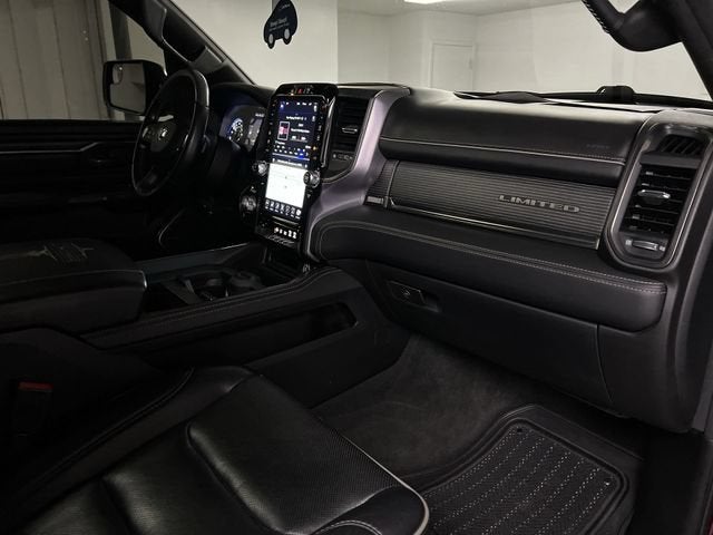 2021 RAM 1500 Limited Crew Cab 4x4 5'7" Box