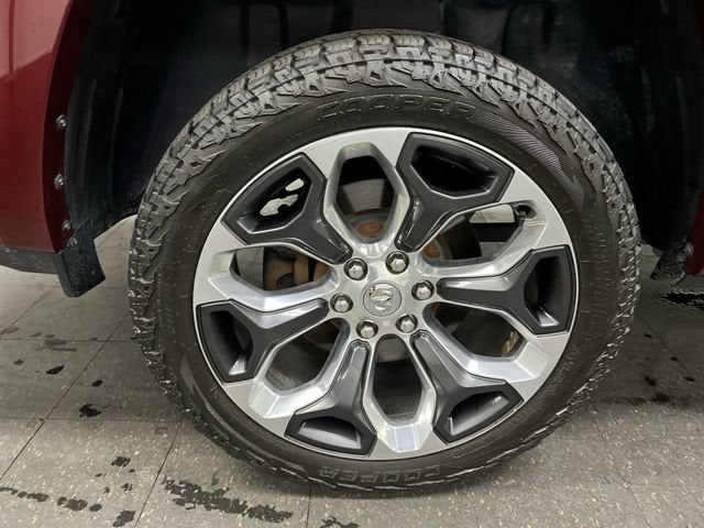 2021 RAM 1500 Limited Crew Cab 4x4 5'7" Box