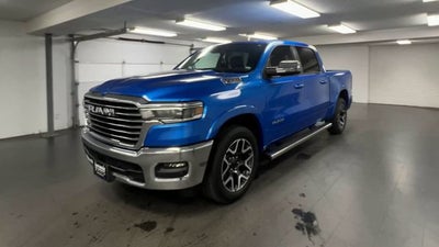 2025 RAM 1500 Laramie Crew Cab 4x4 5'7" Box