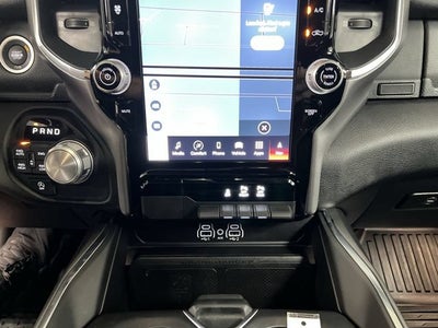 2025 RAM 1500 Laramie Crew Cab 4x4 5'7" Box