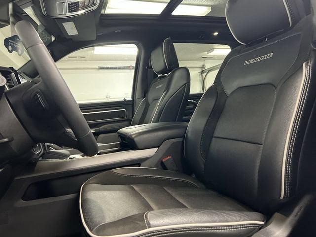 2025 RAM 1500 Laramie Crew Cab 4x4 5'7" Box