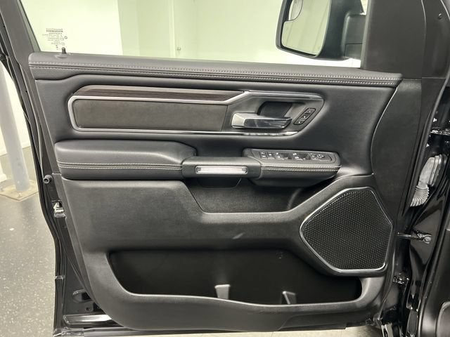 2025 RAM 1500 Laramie Crew Cab 4x4 5'7" Box