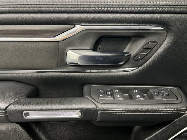 2025 RAM 1500 Laramie Crew Cab 4x4 5'7" Box