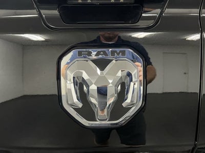 2025 RAM 1500 Laramie Crew Cab 4x4 5'7" Box