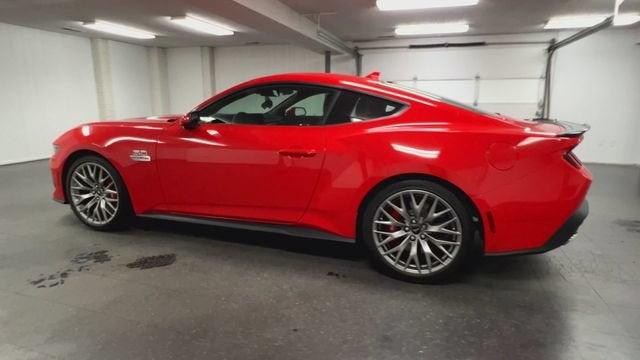2025 Ford Mustang GT Premium Fastback