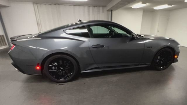 2025 Ford Mustang GT Premium Fastback