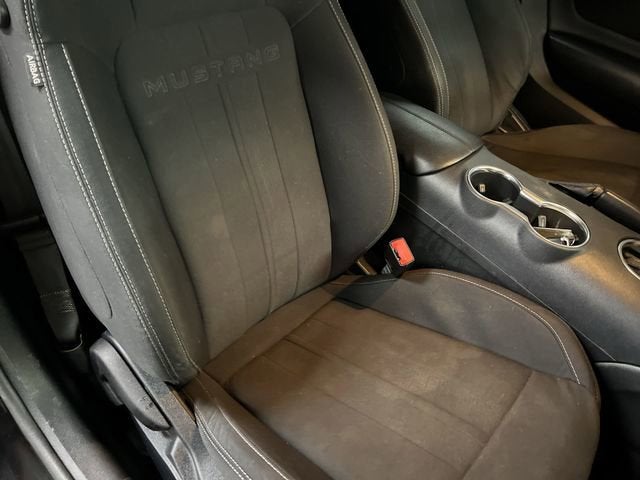 2021 Ford Mustang EcoBoost Fastback