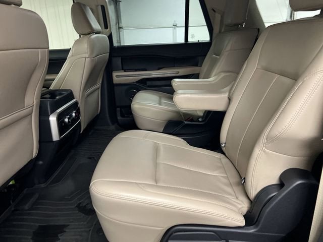 2022 Ford Expedition XLT MAX