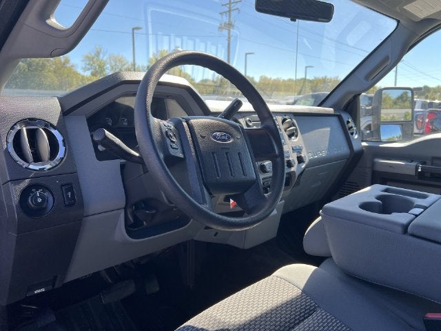 2011 Ford Super Duty F-350 SRW XL
