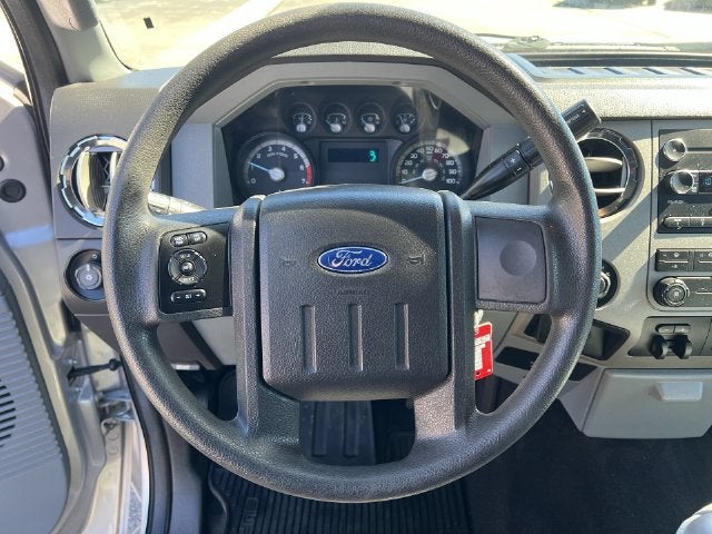 2011 Ford Super Duty F-350 SRW XL