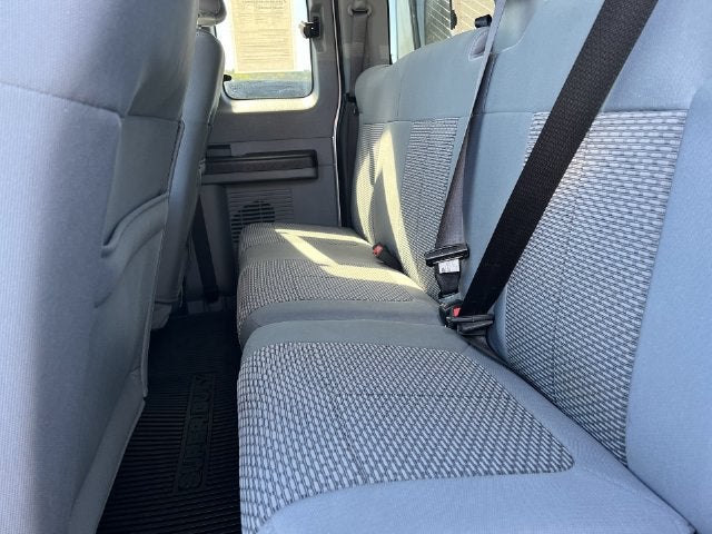 2011 Ford Super Duty F-350 SRW XL