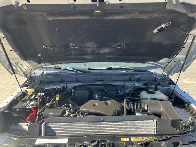 2011 Ford Super Duty F-350 SRW XL