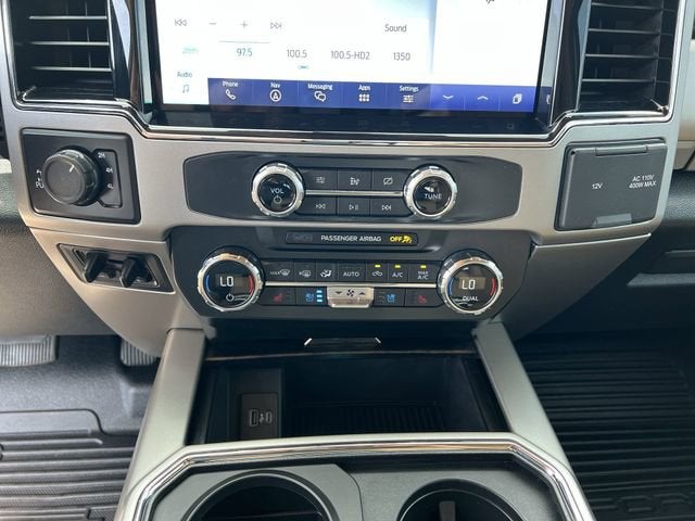 2022 Ford F-350 LARIAT
