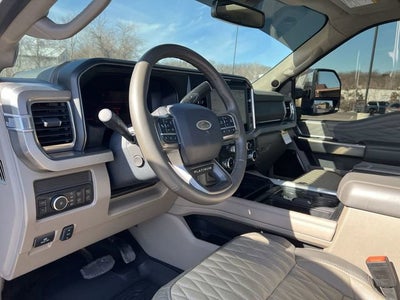 2025 Ford F-450 Platinum