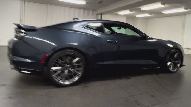 2023 Chevrolet Camaro ZL1 - Photo 9