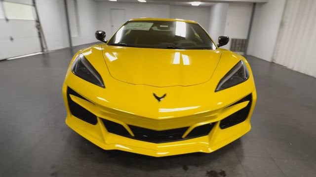 2025 Chevrolet Corvette E-Ray 1LZ