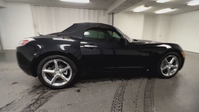 2008 Saturn Sky Carbon Flash SE