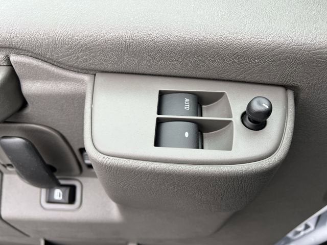 2026 Chevrolet Express Passenger LS