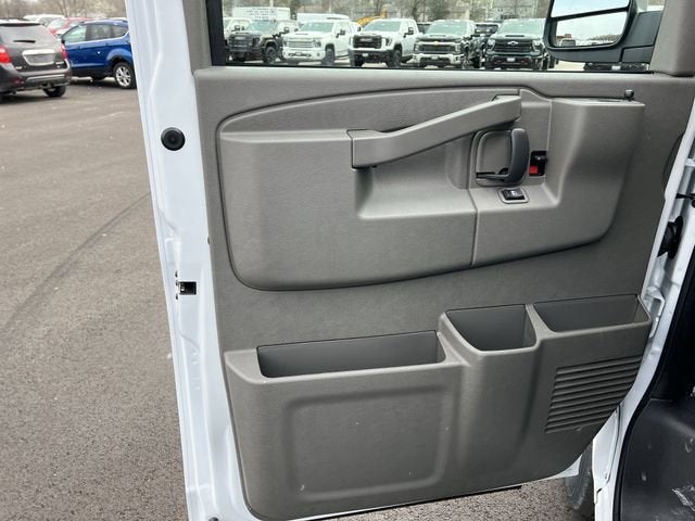 2026 Chevrolet Express Passenger LS