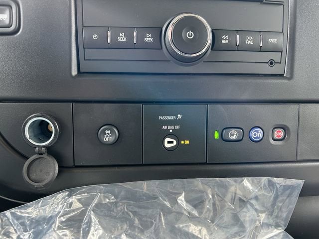 2026 Chevrolet Express Passenger LS