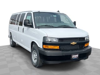 2026 Chevrolet Express Passenger 1LS
