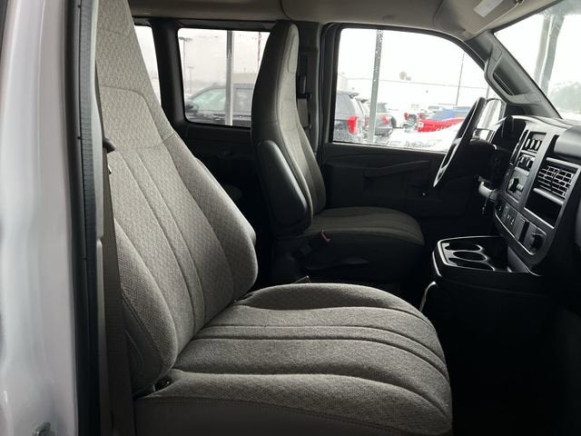 2026 Chevrolet Express Passenger LS